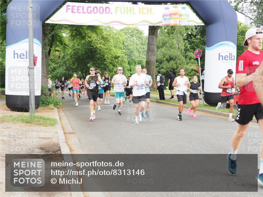 29.06.2025 - hella hamburg halbmarathon MichiJ http://msf.ph/oto/8313146 29.06.2025 10:36:22 Zwischen KM18-KM19 1163, 1176, 1914, 2260, 5421, 6377, 6389, 6923, 8889, 11779, xxx, 14383, 14511, 15590, 16094, 16269, 17905, 18251, 18815, 18974 meine-sportfotos.de