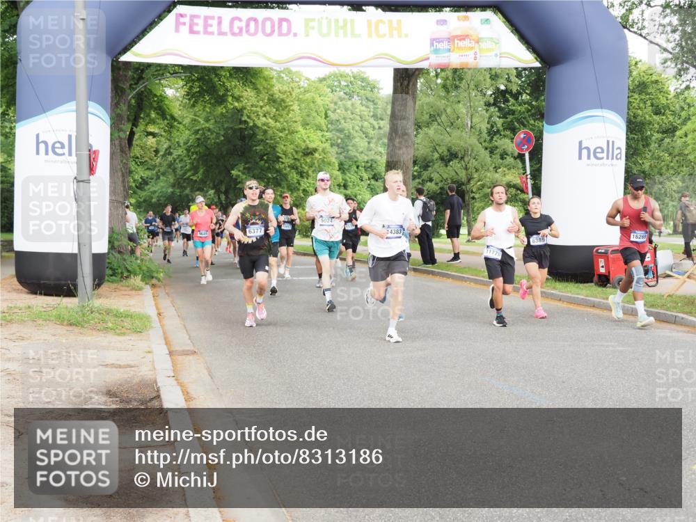 29.06.2025 - hella hamburg halbmarathon MichiJ http://msf.ph/oto/8313186 29.06.2025 10:36:22 Zwischen KM18-KM19 1163, 1176, 1914, 2260, 5421, 6377, 6389, 6923, 8889, 11779, xxx, 14383, 14511, 15590, 16094, 16269, 17905, 18251, 18815, 18974 meine-sportfotos.de
