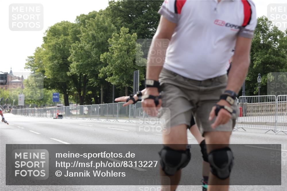 29.06.2025 - hella hamburg halbmarathon Jannik Wohlers http://msf.ph/oto/8313227 29.06.2025 08:59:10 Lombardsbrücke  meine-sportfotos.de
