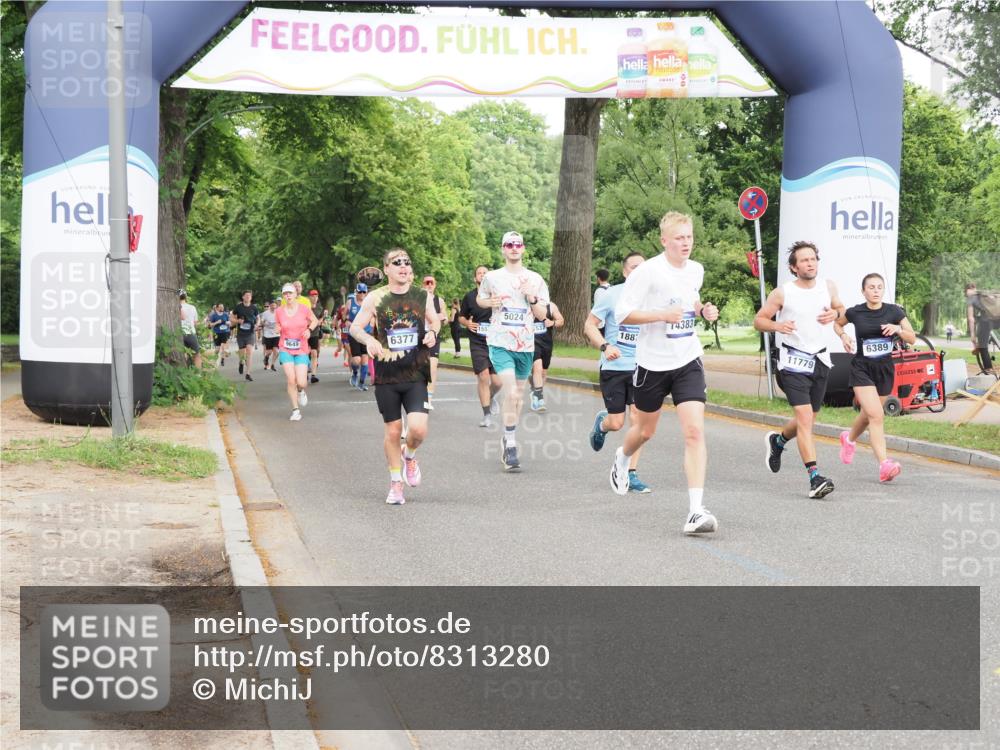 29.06.2025 - hella hamburg halbmarathon MichiJ http://msf.ph/oto/8313280 29.06.2025 10:36:23 Zwischen KM18-KM19 1163, 1176, 1914, 2260, 5421, 6377, 6389, 6923, 8889, 11779, xxx, 14383, 15590, 16094, 16269, 17905, 18251, 18815, 18873, 18974 meine-sportfotos.de