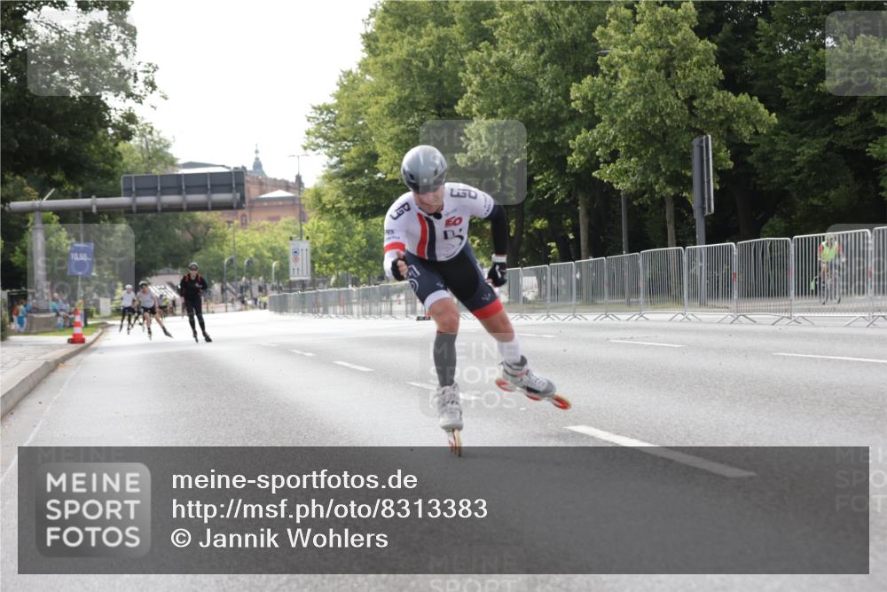 29.06.2025 - hella hamburg halbmarathon Jannik Wohlers http://msf.ph/oto/8313383 29.06.2025 08:59:13 Lombardsbrücke  meine-sportfotos.de