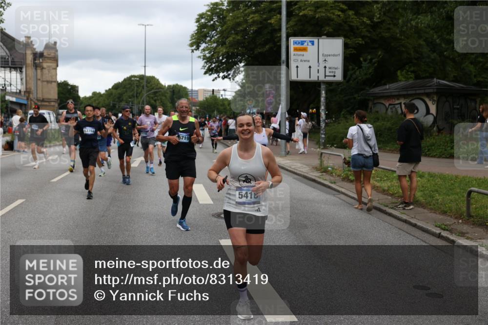 29.06.2025 - hella hamburg halbmarathon Yannick Fuchs http://msf.ph/oto/8313419 29.06.2025 10:50:41 20KM 1485, 1583, 1955, 2034, 2741, 3413, 3435, 3836, 4152, 4940, 5033, 5418, 5492, 5570, 6399, 6416, 6835, 7716, 8393, 8542, 8652, 8669, 8825, 9488, 9727, 9820, 9884, 9907, 9934, 10133, 10212, 11083, 11212, 11612, 12014, 12348, 12440, 12523, 12590, 12712, 13394, 13666, 13750, 14139, 14408, 14588, 14678, 15097, 15407, 15431, 15695, 15712, 16113, 16121, 16257, 16261, 16470, 16634, 16679, 17268, 17617, 18208, 18652, 18719, 18899, 19091, 19184 meine-sportfotos.de