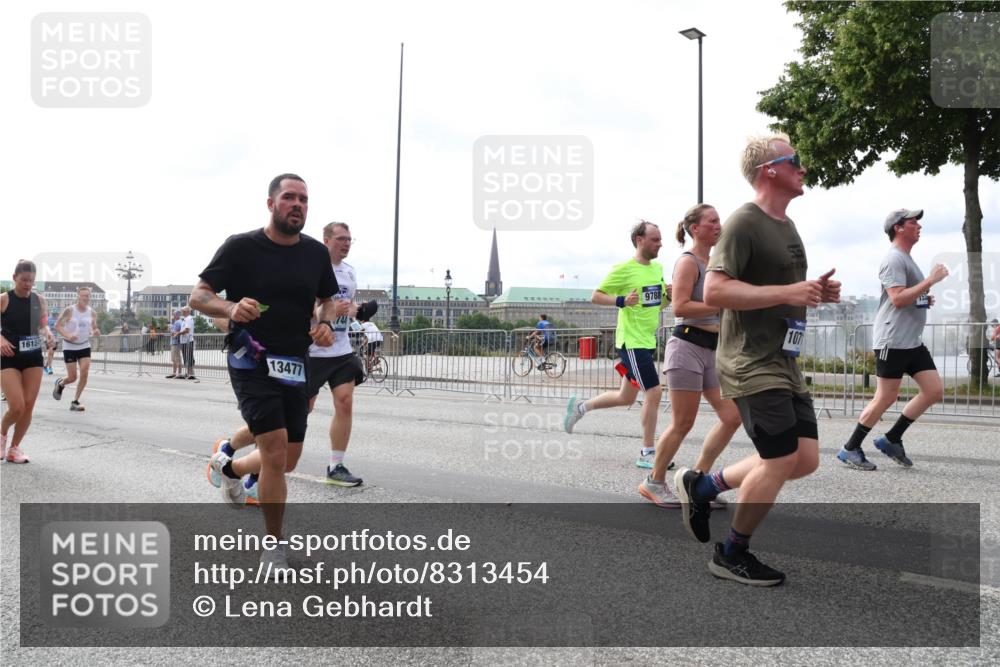 29.06.2025 - hella hamburg halbmarathon Lena Gebhardt http://msf.ph/oto/8313454 29.06.2025 10:22:10 Lombardsbrücke 16154, 13477, 744, 9788, 107, 1003, 1158, 1187, 1191, 1250, 1294, 1419, 1598, 1668, 1958, 1963, 2009, 2022, 2063, 2172, 2315, 2351, 2353, 2514, 2529, 2744, 3050, 3108, 3172, 3458, 3606, 3768, 3910, 3946, 3995, 4046, 4113, 4114, 4131, 4289, 4366, 4375, 4376, 4556, 4559, 4829, 4970, 5079, 5641, 5838, 6030, 6048, 6049, 6303, 6307, 6347, 6475, 6676, 6805, 6820, 6881, 6977, 7075, 7162, 7672, 7794, 8431, 8511, 8715, 8855, 8860, 8884, 8954, 8959, 9002, 9062 meine-sportfotos.de