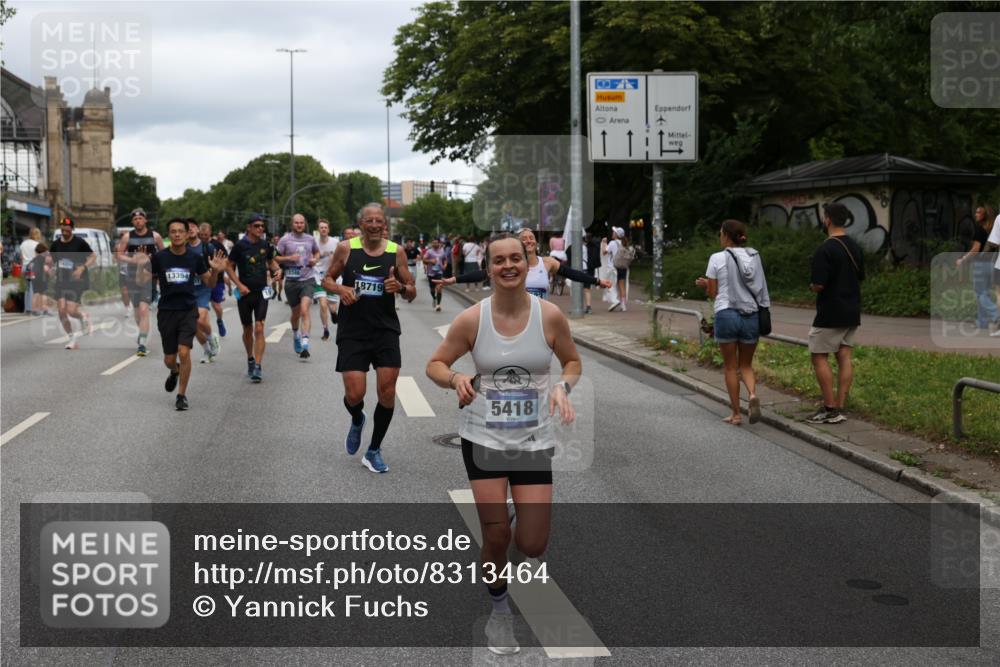 29.06.2025 - hella hamburg halbmarathon Yannick Fuchs http://msf.ph/oto/8313464 29.06.2025 10:50:41 20KM 1485, 1583, 1955, 2034, 2741, 3413, 3435, 3836, 4152, 4940, 5033, 5418, 5492, 5570, 6399, 6416, 6835, 7716, 8393, 8542, 8652, 8669, 8825, 9488, 9727, 9820, 9884, 9907, 9934, 10133, 10212, 11083, 11212, 11612, 12014, 12348, 12440, 12523, 12590, 12712, 13394, 13666, 13750, 14139, 14408, 14588, 14678, 15097, 15407, 15431, 15695, 15712, 16113, 16121, 16257, 16261, 16470, 16634, 16679, 17268, 17617, 18208, 18652, 18719, 18899, 19091, 19184 meine-sportfotos.de