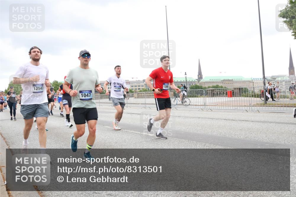 29.06.2025 - hella hamburg halbmarathon Lena Gebhardt http://msf.ph/oto/8313501 29.06.2025 10:56:39 Lombardsbrücke 12543, 1309, 11204, 1047, 8108, 1047, 1113, 2143, 2307, 2887, 2915, 2932, 2991, 3257, 3348, 3387, 3418, 3438, 3516, 3517, 3520, 3614, 3675, 3676, 3953, 3987, 4083, 4094, 4118, 4773, 5237, 5438, 5580, 5589, 5693, 5757, 5911, 5944, 6348, 6349, 6690, 7025, 7028, 7090, 7307, 7381, 7711, 8108, 8150, 8197, 8517, 8606, 8766, 8939, 8943, 9172, 9210, 9383, 9435, 9606, 9910, 9948, 9953, 10555, 10569, 10571, 10740, 10784 meine-sportfotos.de