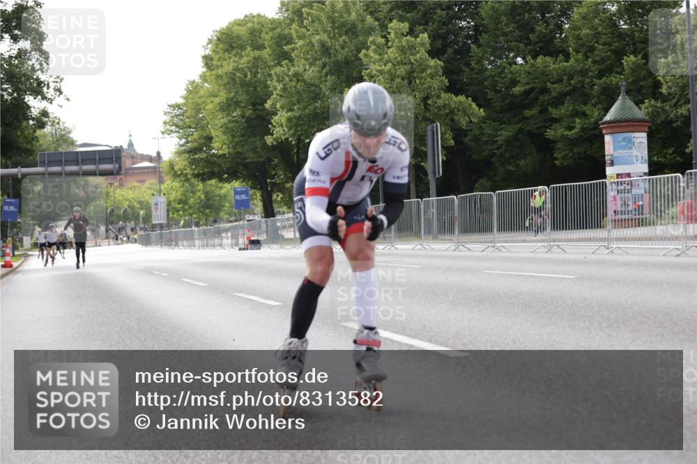 29.06.2025 - hella hamburg halbmarathon Jannik Wohlers http://msf.ph/oto/8313582 29.06.2025 08:59:14 Lombardsbrücke  meine-sportfotos.de