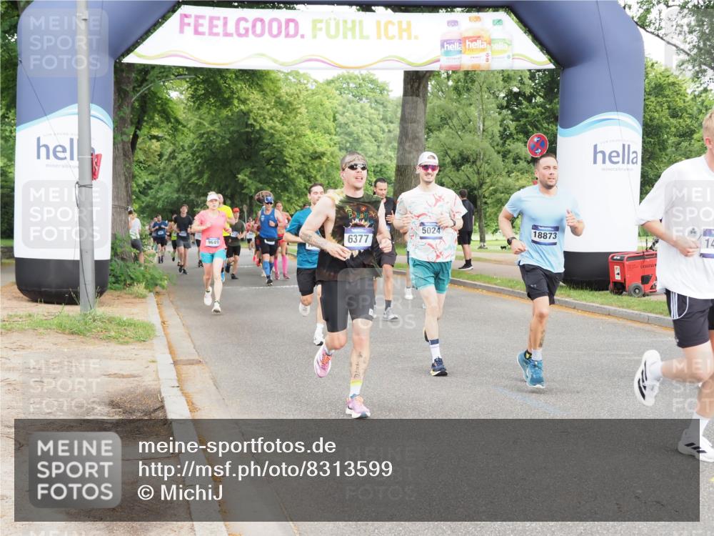 29.06.2025 - hella hamburg halbmarathon MichiJ http://msf.ph/oto/8313599 29.06.2025 10:36:24 Zwischen KM18-KM19 1163, 1176, 1914, 5024, 5421, 6377, 6389, 6923, 8889, 11779, xxx, 14383, 15519, 15590, 15917, 16094, 16269, 17905, 18251, 18815, 18873, 18974 meine-sportfotos.de