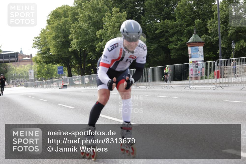 29.06.2025 - hella hamburg halbmarathon Jannik Wohlers http://msf.ph/oto/8313679 29.06.2025 08:59:14 Lombardsbrücke  meine-sportfotos.de