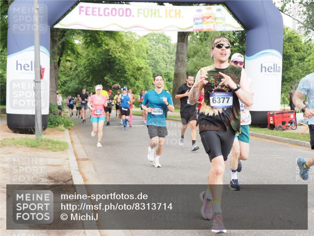 29.06.2025 - hella hamburg halbmarathon MichiJ http://msf.ph/oto/8313714 29.06.2025 10:36:25 Zwischen KM18-KM19 1163, 1176, 1537, 1914, 3976, 5024, 5421, 6377, 6389, 6923, 8889, 11779, 14383, 15519, 15590, 15917, 16094, 16269, 17905, 18251, 18815, 18873, 18974 meine-sportfotos.de