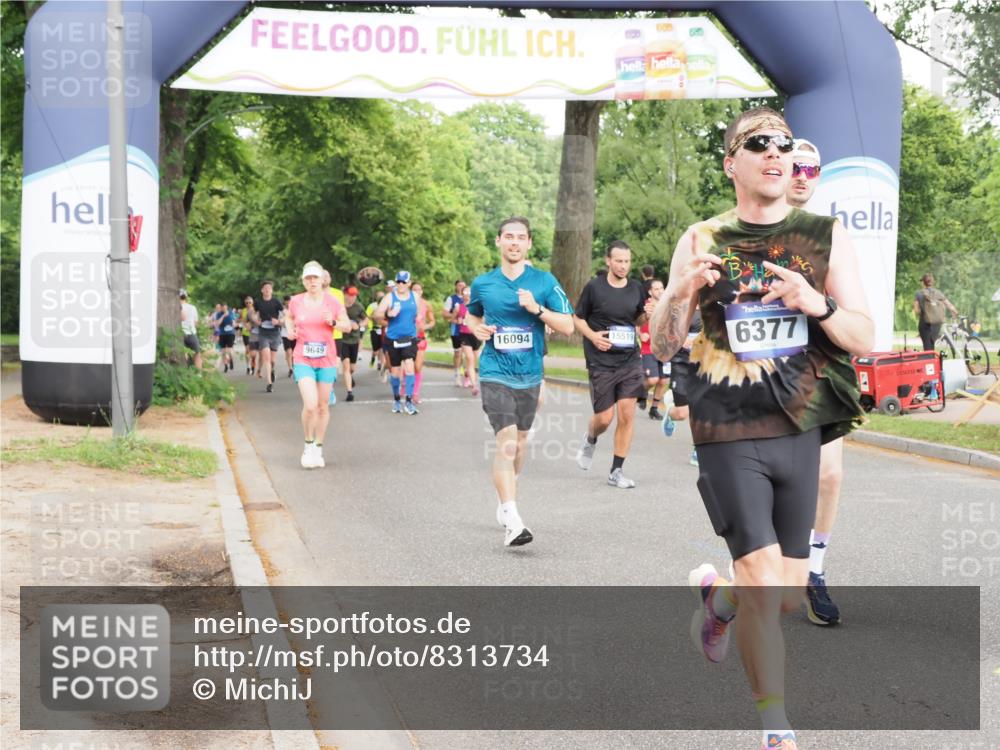 29.06.2025 - hella hamburg halbmarathon MichiJ http://msf.ph/oto/8313734 29.06.2025 10:36:25 Zwischen KM18-KM19 1163, 1176, 1537, 1914, 3976, 5024, 5421, 6377, 6389, 6923, 8889, 11779, 14383, 15519, 15590, 15917, 16094, 16269, 17905, 18251, 18815, 18873, 18974 meine-sportfotos.de
