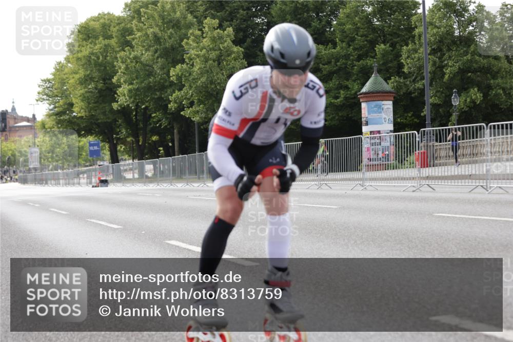 29.06.2025 - hella hamburg halbmarathon Jannik Wohlers http://msf.ph/oto/8313759 29.06.2025 08:59:14 Lombardsbrücke  meine-sportfotos.de