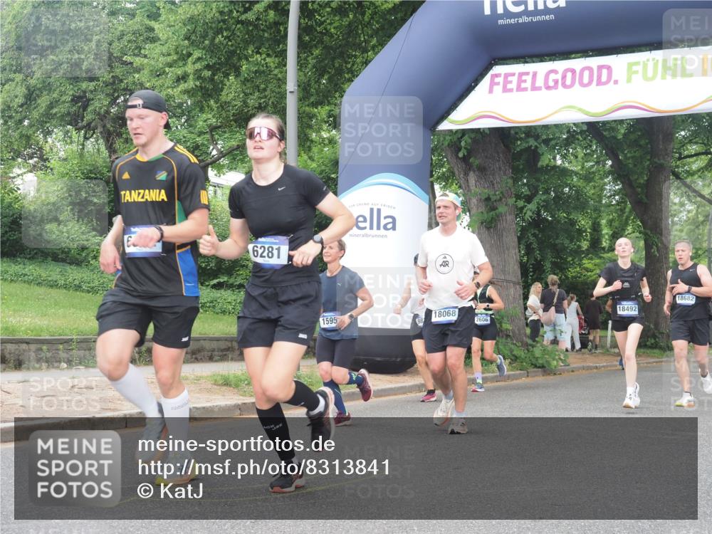 29.06.2025 - hella hamburg halbmarathon KatJ http://msf.ph/oto/8313841 29.06.2025 10:45:01 Zwischen KM18-KM19 1595, 2907, 3251, 4088, 5277, 5341, 6104, 6281, 6302 meine-sportfotos.de