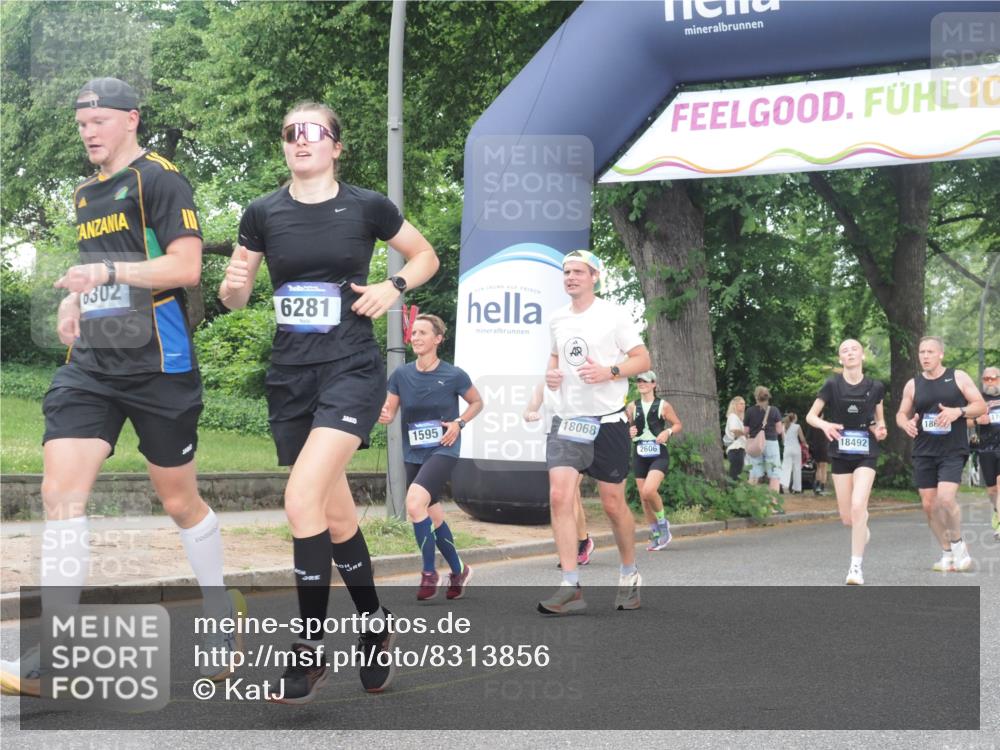 29.06.2025 - hella hamburg halbmarathon KatJ http://msf.ph/oto/8313856 29.06.2025 10:45:02 Zwischen KM18-KM19 1595, 3251, 4088, 5277, 5341, 6281, 6302 meine-sportfotos.de