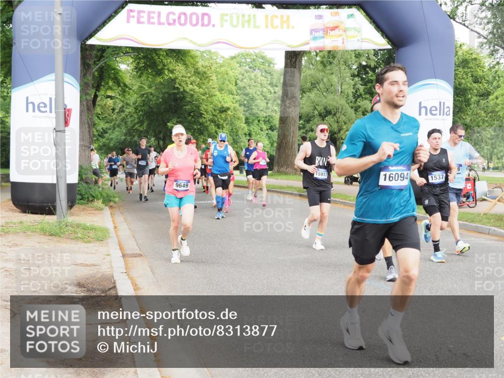 29.06.2025 - hella hamburg halbmarathon MichiJ http://msf.ph/oto/8313877 29.06.2025 10:36:26 Zwischen KM18-KM19 1163, 1176, 1537, 1914, 2516, 3976, 4183, 5024, 5421, 5460, 6377, 6389, 6923, 8889, 9649, 11779, 14383, 15519, 15917, 16094, 16269, 17905, 18815, 18873, 18974 meine-sportfotos.de