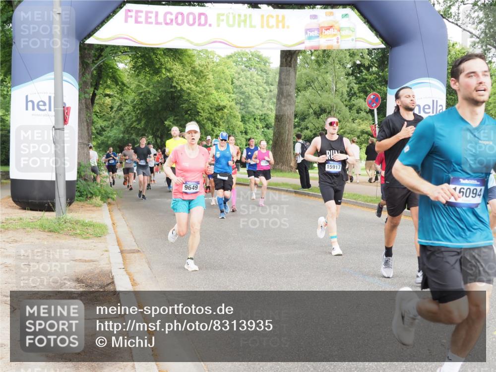 29.06.2025 - hella hamburg halbmarathon MichiJ http://msf.ph/oto/8313935 29.06.2025 10:36:26 Zwischen KM18-KM19 1163, 1176, 1537, 1914, 2516, 3976, 4183, 5024, 5421, 5460, 6377, 6389, 6923, 8889, 9649, 11779, 14383, 15519, 15917, 16094, 16269, 17905, 18815, 18873, 18974 meine-sportfotos.de