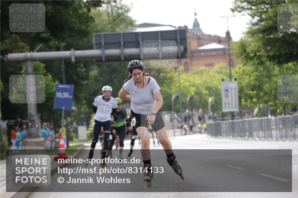 29.06.2025 - hella hamburg halbmarathon Jannik Wohlers http://msf.ph/oto/8314133 29.06.2025 08:59:21 Lombardsbrücke  meine-sportfotos.de