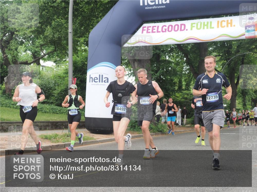 29.06.2025 - hella hamburg halbmarathon KatJ http://msf.ph/oto/8314134 29.06.2025 10:45:03 Zwischen KM18-KM19 1595, 2606, 3251, 4088, 5277, 5341, 6281, 6302 meine-sportfotos.de