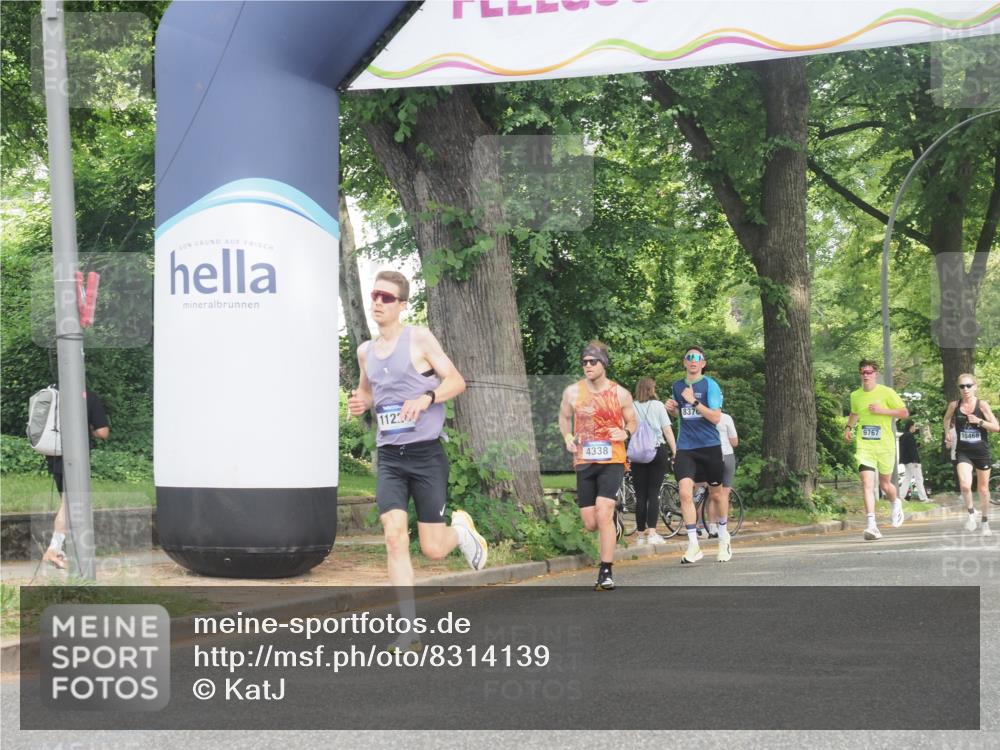 29.06.2025 - hella hamburg halbmarathon KatJ http://msf.ph/oto/8314139 29.06.2025 10:15:41 Zwischen KM18-KM19 4338 meine-sportfotos.de