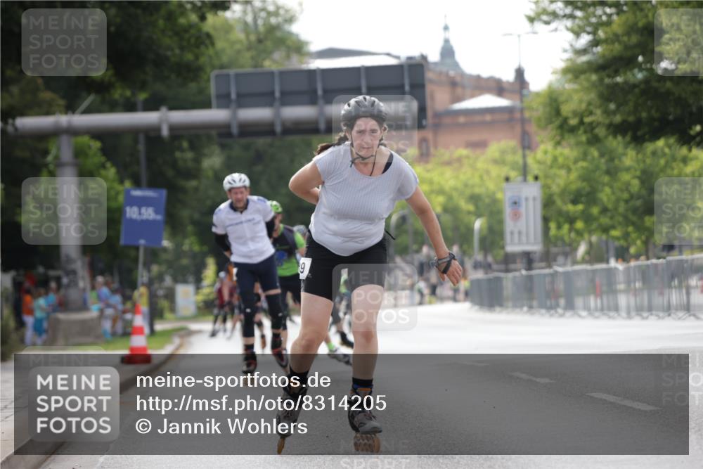 29.06.2025 - hella hamburg halbmarathon Jannik Wohlers http://msf.ph/oto/8314205 29.06.2025 08:59:22 Lombardsbrücke  meine-sportfotos.de