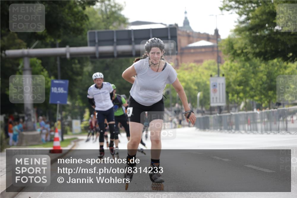 29.06.2025 - hella hamburg halbmarathon Jannik Wohlers http://msf.ph/oto/8314233 29.06.2025 08:59:22 Lombardsbrücke  meine-sportfotos.de