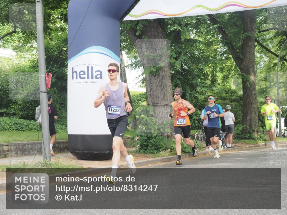 29.06.2025 - hella hamburg halbmarathon KatJ http://msf.ph/oto/8314247 29.06.2025 10:15:41 Zwischen KM18-KM19 4338 meine-sportfotos.de