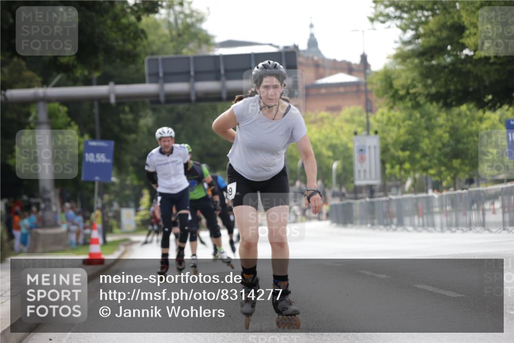 29.06.2025 - hella hamburg halbmarathon Jannik Wohlers http://msf.ph/oto/8314277 29.06.2025 08:59:22 Lombardsbrücke  meine-sportfotos.de