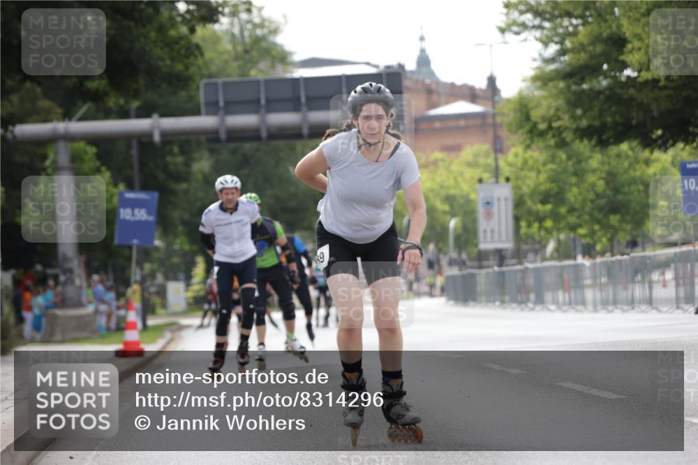 29.06.2025 - hella hamburg halbmarathon Jannik Wohlers http://msf.ph/oto/8314296 29.06.2025 08:59:22 Lombardsbrücke  meine-sportfotos.de