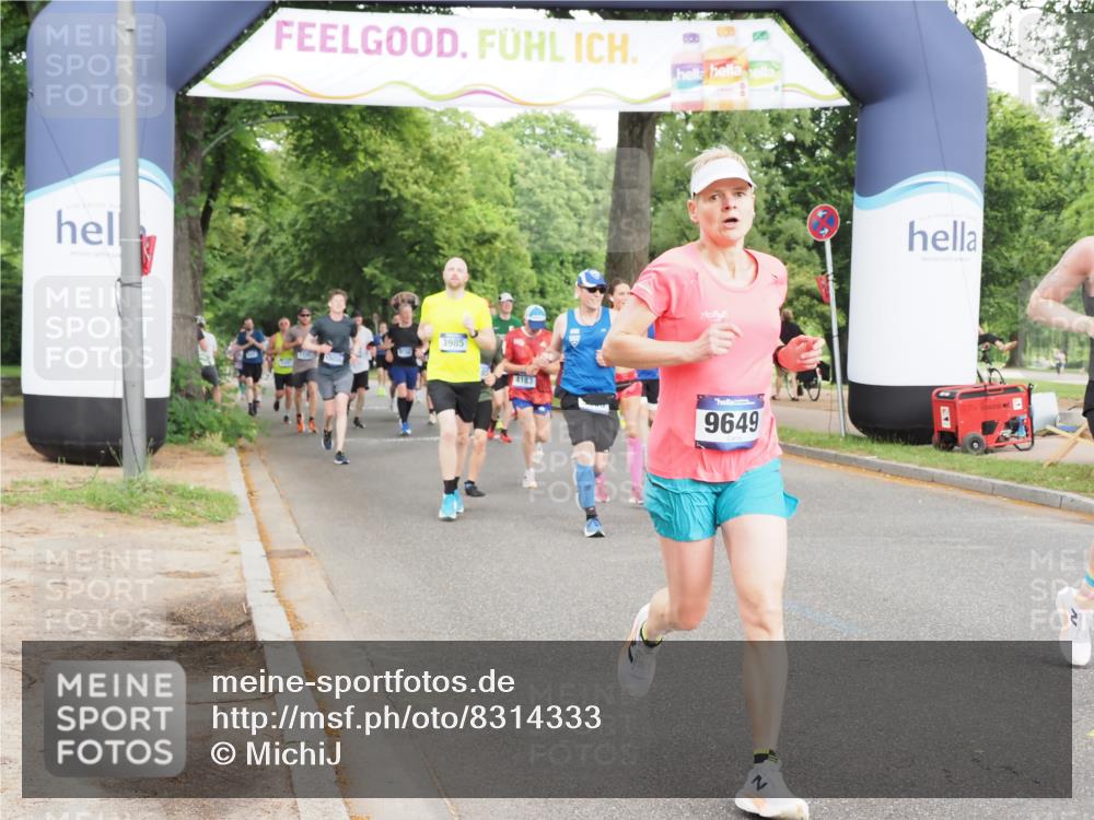 29.06.2025 - hella hamburg halbmarathon MichiJ http://msf.ph/oto/8314333 29.06.2025 10:36:27 Zwischen KM18-KM19 1163, 1176, 1537, 1914, 2516, 3976, 3985, 4183, 4185, 5024, 5421, 5460, 6377, 6389, 6923, 9649, 11467, 11779, 14383, 15519, 15917, 16094, 16269, 17905, 18873 meine-sportfotos.de