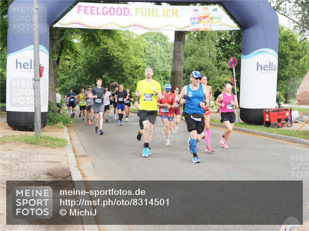 29.06.2025 - hella hamburg halbmarathon MichiJ http://msf.ph/oto/8314501 29.06.2025 10:36:28 Zwischen KM18-KM19 1163, 1176, 1537, 1914, 2516, 3976, 3985, 4183, 4185, 5024, 5421, 5460, 6377, 6389, 9649, 11467, 11779, 14383, 15519, 15917, 16094, 16269, 17127, 18598, 18873 meine-sportfotos.de