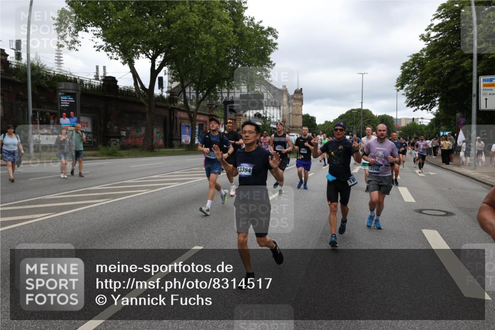 29.06.2025 - hella hamburg halbmarathon Yannick Fuchs http://msf.ph/oto/8314517 29.06.2025 10:50:43 20KM 1485, 1583, 1955, 2034, 2741, 3413, 3435, 3836, 4940, 5033, 5418, 5492, 6399, 6416, 6835, 7716, 8393, 8542, 8652, 8669, 8825, 9488, 9727, 9820, 9884, 9907, 9934, 10133, 10212, 11083, 11212, 11590, 11612, 12014, 12348, 12440, 12523, 12590, 12712, 13394, 13666, 13750, 13863, 14139, 14369, 14408, 14678, 15097, 15145, 15431, 15695, 15712, 15726, 16113, 16257, 16261, 16470, 16634, 16679, 17617, 18208, 18652, 18719, 18899, 19091, 19184 meine-sportfotos.de