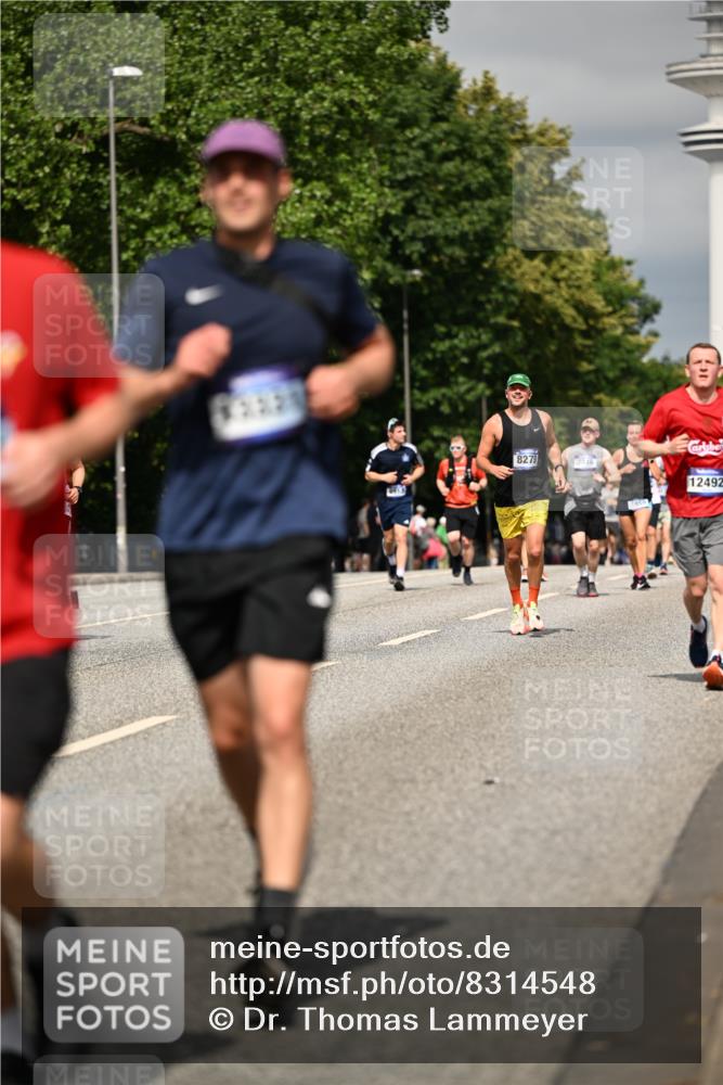 29.06.2025 - hella hamburg halbmarathon Dr. Thomas Lammeyer http://msf.ph/oto/8314548 29.06.2025 10:17:13 Kennedybrücke 1007, 1328, 1859, 2961, 2987, 3218, 3729, 4554, 4950, 5232, 5597, 5598, 6026, 7346, 8115, 8279, 8913, 9128, 9527, 10581 meine-sportfotos.de
