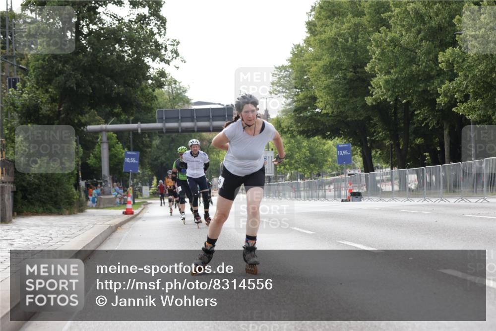 29.06.2025 - hella hamburg halbmarathon Jannik Wohlers http://msf.ph/oto/8314556 29.06.2025 08:59:23 Lombardsbrücke  meine-sportfotos.de