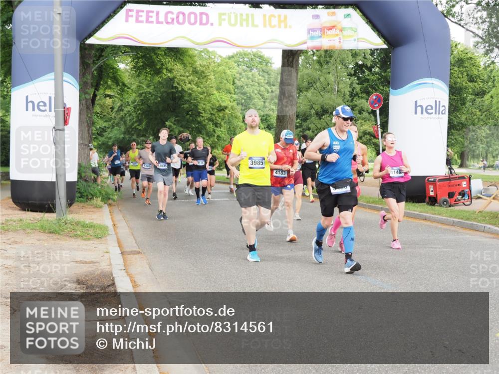 29.06.2025 - hella hamburg halbmarathon MichiJ http://msf.ph/oto/8314561 29.06.2025 10:36:28 Zwischen KM18-KM19 1163, 1176, 1537, 1914, 2516, 3976, 3985, 4183, 4185, 5024, 5421, 5460, 6377, 6389, 9649, 11467, 11779, 14383, 15519, 15917, 16094, 16269, 17127, 18598, 18873 meine-sportfotos.de