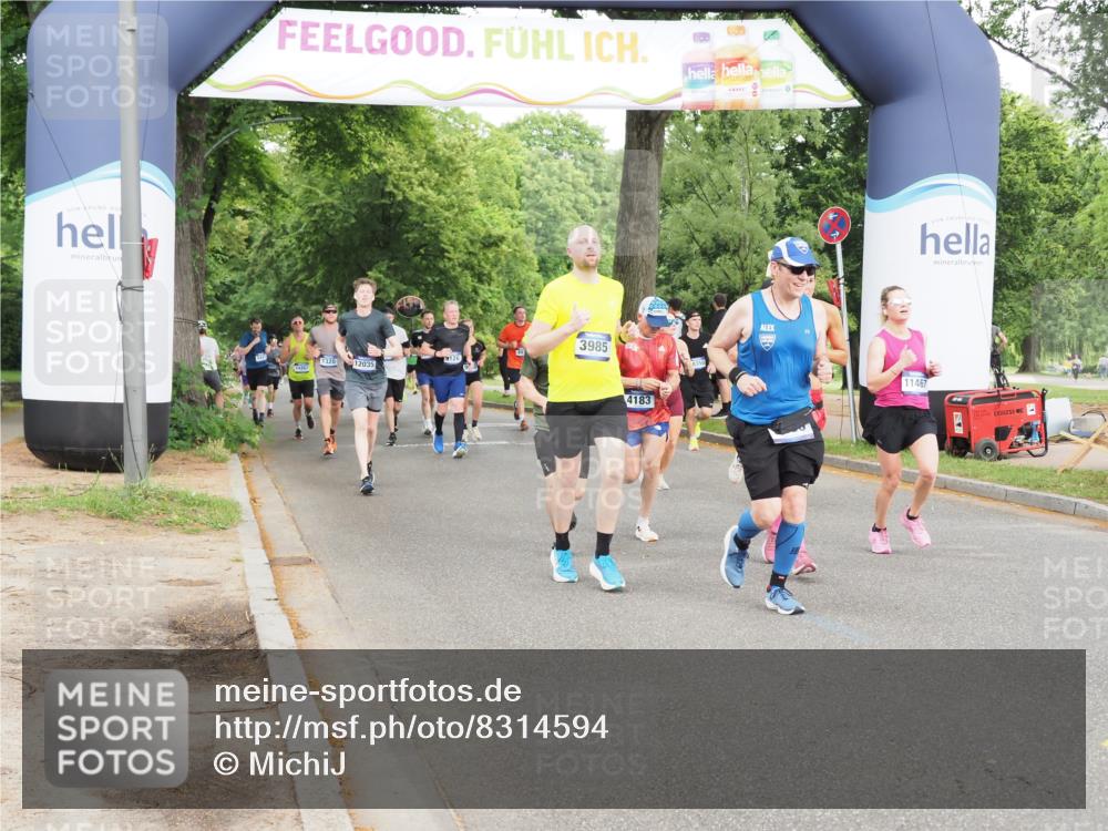 29.06.2025 - hella hamburg halbmarathon MichiJ http://msf.ph/oto/8314594 29.06.2025 10:36:28 Zwischen KM18-KM19 1163, 1176, 1537, 1914, 2516, 3976, 3985, 4183, 4185, 5024, 5421, 5460, 6377, 6389, 9649, 11467, 11779, 14383, 15519, 15917, 16094, 16269, 17127, 18598, 18873 meine-sportfotos.de