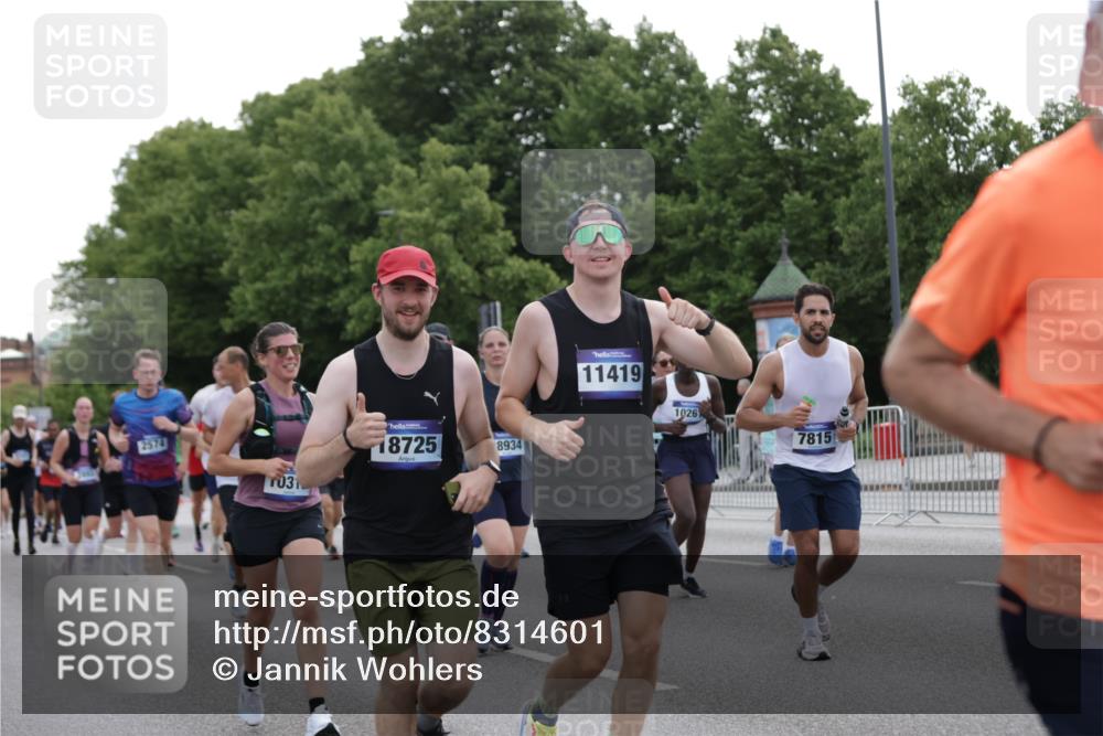 29.06.2025 - hella hamburg halbmarathon Jannik Wohlers http://msf.ph/oto/8314601 29.06.2025 10:38:45 Lombardsbrücke 1760, 2092, 2524, 2534, 2571, 2574, 2843, 2893, 2998, 3727, 3745, 4410, 4523, 4659, 4882, 6062, 6112, 6611, 7341, 7506, 7589, 7815, 8243, 8457, 8783, 9420, 9446, 9974, 9977, 10001, 10072, 10315, 10516, 10696, 11201, 11313, 11533, 12090, 12092, 12391, 12410, 12745, 13060, 13922, 14856, 14871, 14956, 15112, 15262, 15765, 16335, 16382, 16388, 16841, 16869, 16883, 16884, 17313, 17368, 17536 meine-sportfotos.de