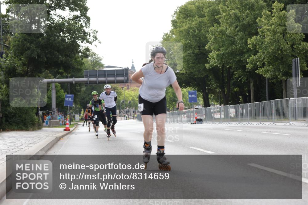 29.06.2025 - hella hamburg halbmarathon Jannik Wohlers http://msf.ph/oto/8314659 29.06.2025 08:59:24 Lombardsbrücke  meine-sportfotos.de