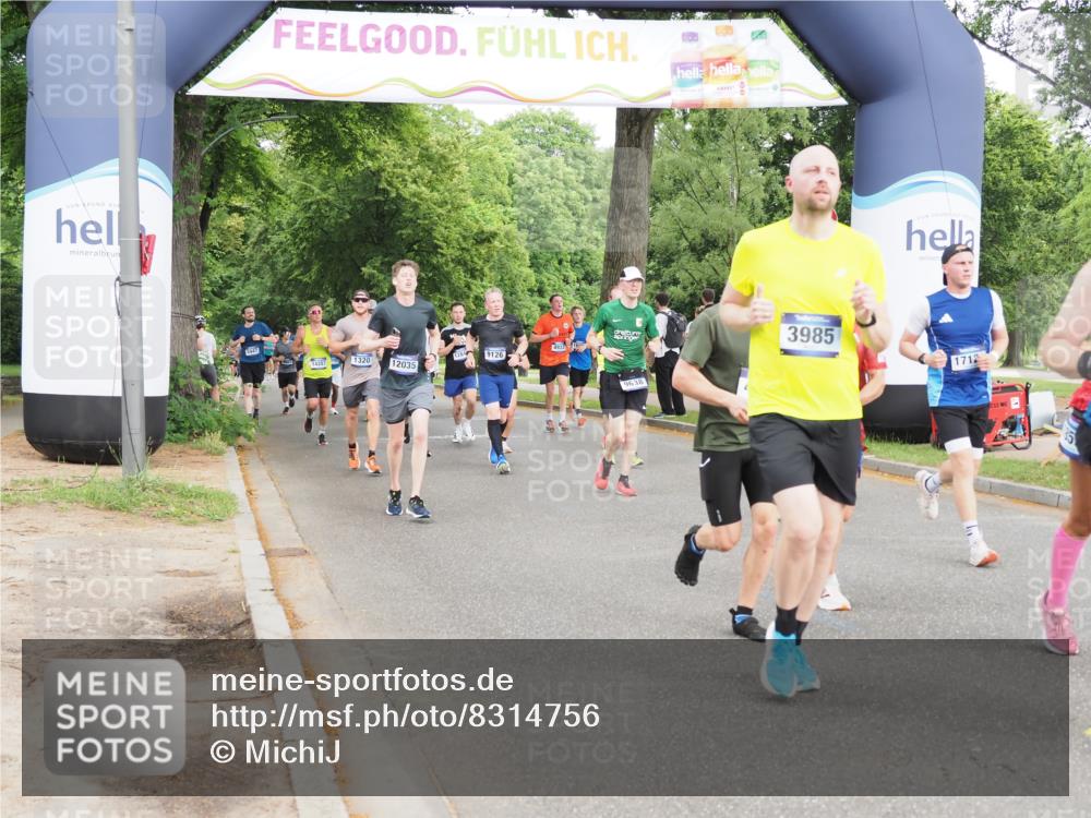 29.06.2025 - hella hamburg halbmarathon MichiJ http://msf.ph/oto/8314756 29.06.2025 10:36:30 Zwischen KM18-KM19 1537, 2516, 3976, 3985, 4183, 4185, 5024, 5460, 5705, 6389, 9126, 9638, 9649, 10053, 11467, 15519, 15917, 16094, 16269, 17127, 18598, 18873 meine-sportfotos.de