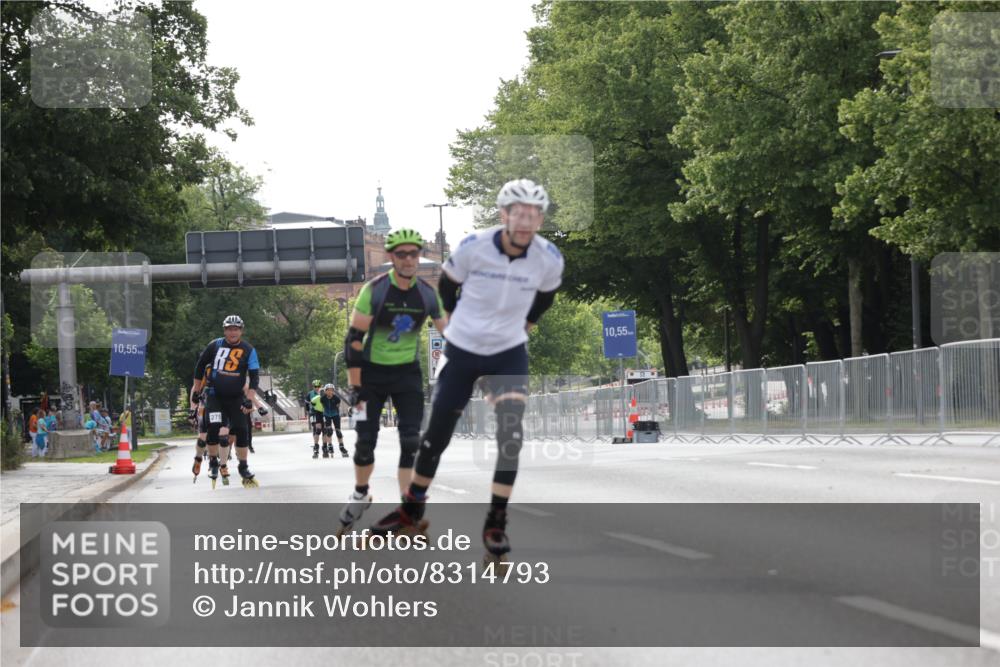 29.06.2025 - hella hamburg halbmarathon Jannik Wohlers http://msf.ph/oto/8314793 29.06.2025 08:59:26 Lombardsbrücke  meine-sportfotos.de