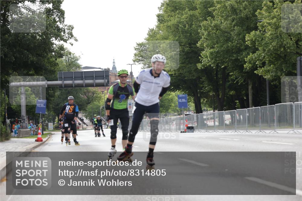 29.06.2025 - hella hamburg halbmarathon Jannik Wohlers http://msf.ph/oto/8314805 29.06.2025 08:59:26 Lombardsbrücke  meine-sportfotos.de