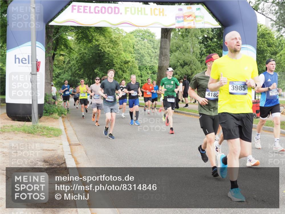 29.06.2025 - hella hamburg halbmarathon MichiJ http://msf.ph/oto/8314846 29.06.2025 10:36:30 Zwischen KM18-KM19 1537, 2516, 3976, 3985, 4183, 4185, 5024, 5460, 5705, 6389, 9126, 9638, 9649, 10053, 11467, 15519, 15917, 16094, 16269, 17127, 18598, 18873 meine-sportfotos.de