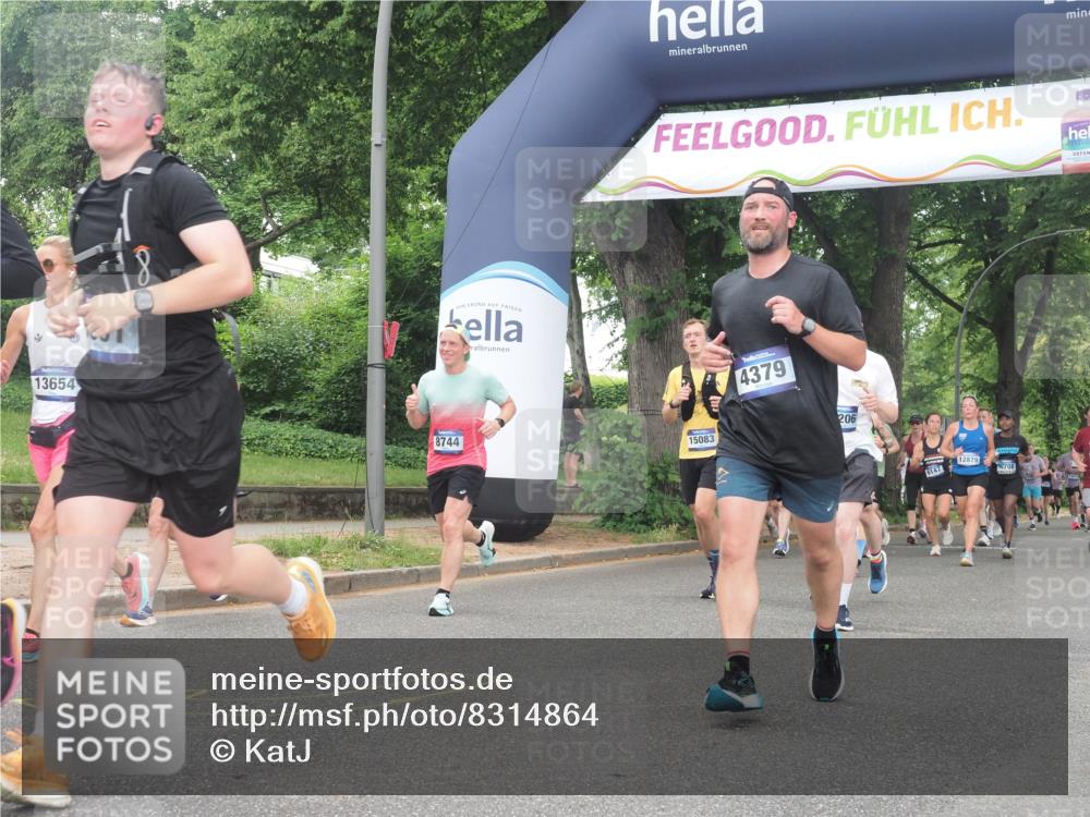 29.06.2025 - hella hamburg halbmarathon KatJ http://msf.ph/oto/8314864 29.06.2025 10:45:14 Zwischen KM18-KM19 4319, 4379, 6531, 8744 meine-sportfotos.de