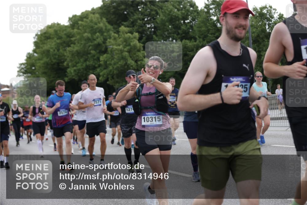 29.06.2025 - hella hamburg halbmarathon Jannik Wohlers http://msf.ph/oto/8314946 29.06.2025 10:38:46 Lombardsbrücke 1760, 1856, 2092, 2534, 2571, 2574, 2843, 2893, 2998, 3275, 3727, 3745, 4410, 4523, 4659, 4882, 6062, 6112, 6611, 7341, 7506, 7589, 7815, 8243, 8457, 9420, 9446, 9974, 9977, 10001, 10072, 10315, 10516, 10696, 11129, 11201, 11313, 11533, 12090, 12092, 12391, 12410, 12745, 13060, 13922, 14856, 14871, 14956, 15112, 15262, 15765, 16335, 16382, 16388, 16841, 16866, 16869, 16883, 16884, 17313, 17368, 17536 meine-sportfotos.de