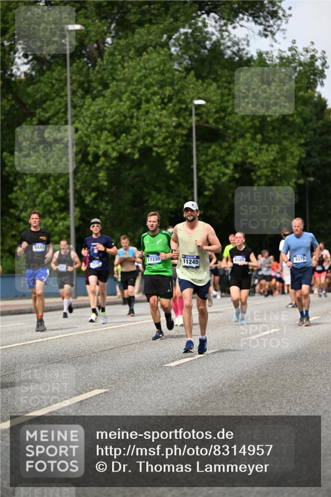 29.06.2025 - hella hamburg halbmarathon Dr. Thomas Lammeyer http://msf.ph/oto/8314957 29.06.2025 10:38:42 Kennedybrücke 1025, 1705, 2355, 2376, 2510, 2511, 2751, 2801, 3145, 3420, 3829, 4479, 4540, 4942, 5609, 6034, 6105, 6171, 6310, 6718, 6727, 6843, 7299, 7644, 8021, 8202, 8589, 8965, 9379, 9448, 9514, 10674, 11122, 11245 meine-sportfotos.de