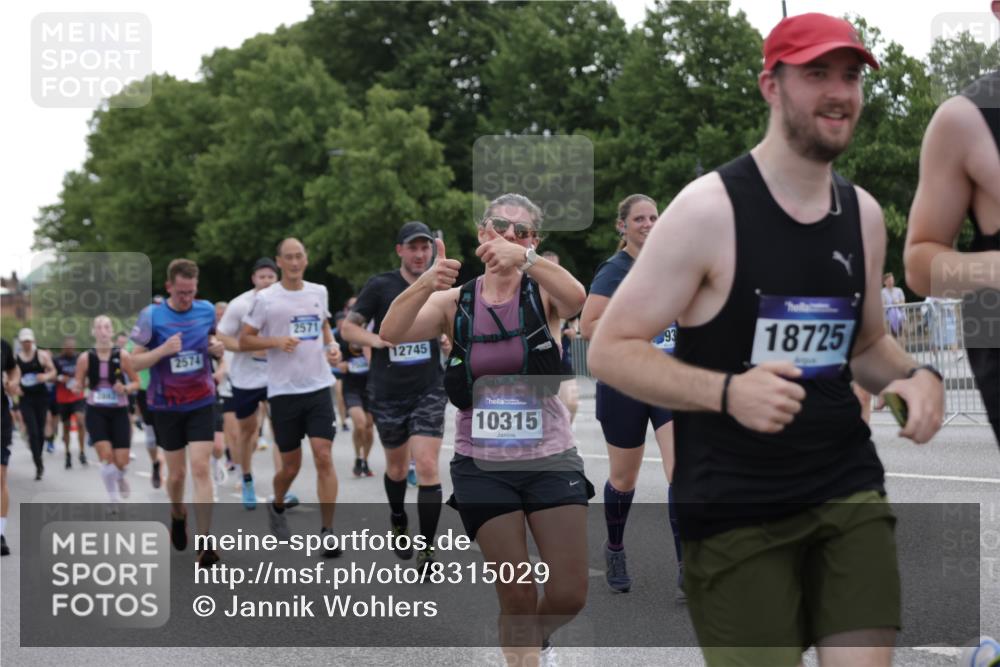 29.06.2025 - hella hamburg halbmarathon Jannik Wohlers http://msf.ph/oto/8315029 29.06.2025 10:38:46 Lombardsbrücke 1760, 1856, 2092, 2534, 2571, 2574, 2843, 2893, 2998, 3275, 3727, 3745, 4410, 4523, 4659, 4882, 6062, 6112, 6611, 7341, 7506, 7589, 7815, 8243, 8457, 9420, 9446, 9974, 9977, 10001, 10072, 10315, 10516, 10696, 11129, 11201, 11313, 11533, 12090, 12092, 12391, 12410, 12745, 13060, 13922, 14856, 14871, 14956, 15112, 15262, 15765, 16335, 16382, 16388, 16841, 16866, 16869, 16883, 16884, 17313, 17368, 17536 meine-sportfotos.de