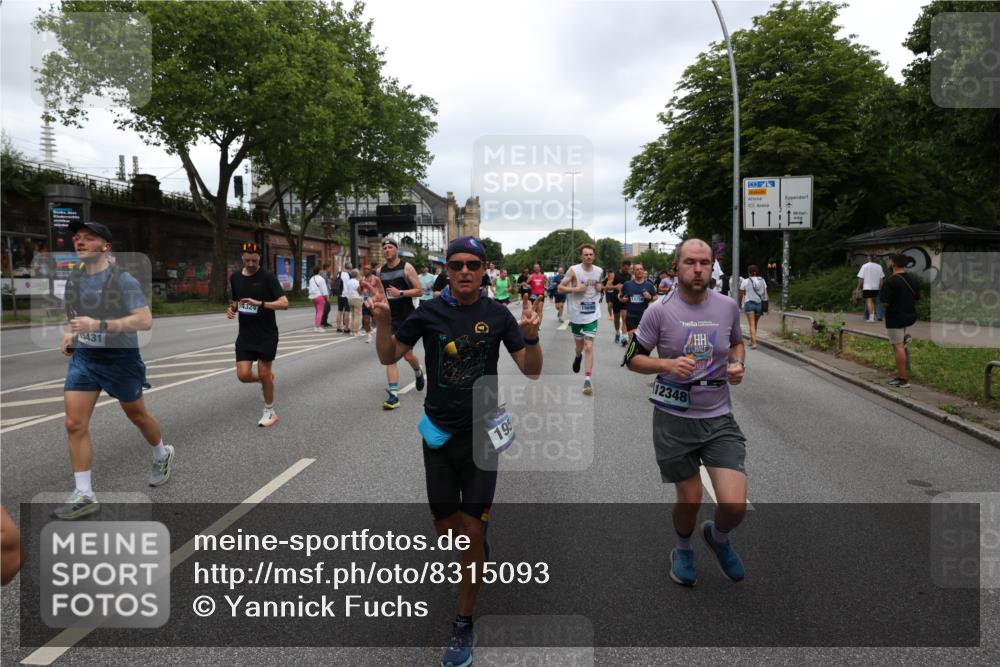 29.06.2025 - hella hamburg halbmarathon Yannick Fuchs http://msf.ph/oto/8315093 29.06.2025 10:50:44 20KM 1485, 1583, 1955, 2034, 2741, 3413, 3435, 3836, 4940, 5033, 5418, 5492, 6399, 6416, 6835, 7716, 8393, 8542, 8652, 8669, 8825, 9488, 9727, 9820, 9884, 9907, 9934, 10133, 10212, 11083, 11212, 11590, 11612, 12014, 12348, 12440, 12523, 12590, 12712, 13394, 13666, 13750, 13863, 14139, 14369, 14408, 14678, 15097, 15145, 15431, 15695, 15712, 15726, 16113, 16257, 16261, 16470, 16634, 17617, 17779, 18208, 18652, 18719, 18899, 19091, 19184 meine-sportfotos.de