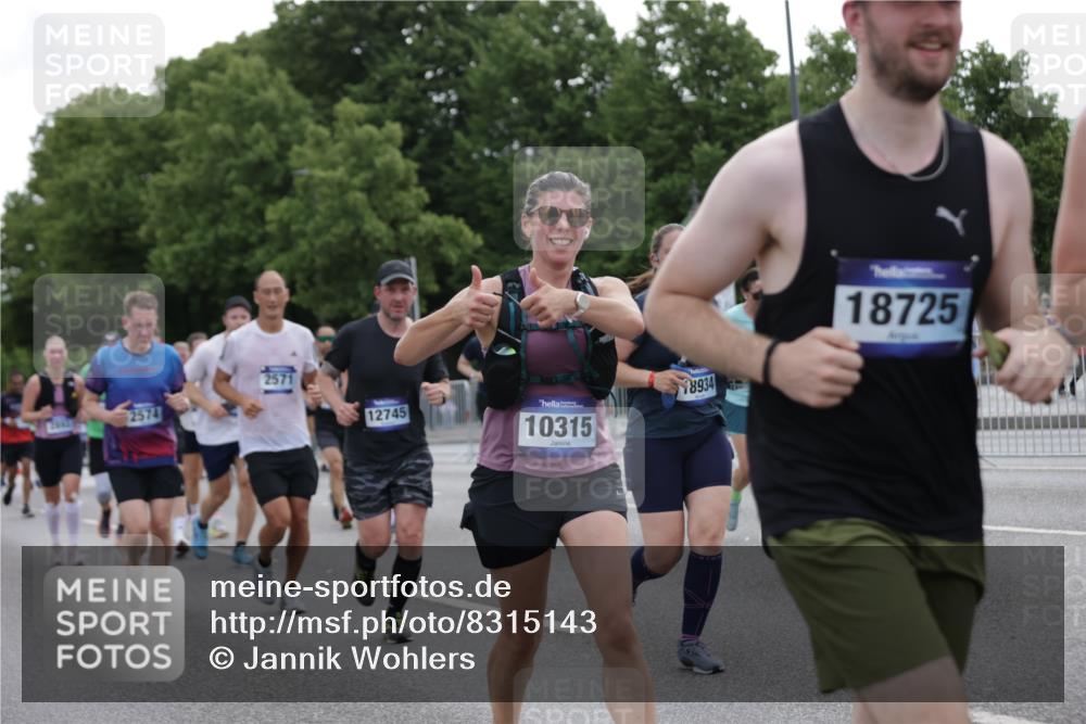 29.06.2025 - hella hamburg halbmarathon Jannik Wohlers http://msf.ph/oto/8315143 29.06.2025 10:38:46 Lombardsbrücke 1760, 1856, 2092, 2534, 2571, 2574, 2843, 2893, 2998, 3275, 3727, 3745, 4410, 4523, 4659, 4882, 6062, 6112, 6611, 7341, 7506, 7589, 7815, 8243, 8457, 9420, 9446, 9974, 9977, 10001, 10072, 10315, 10516, 10696, 11129, 11201, 11313, 11533, 12090, 12092, 12391, 12410, 12745, 13060, 13922, 14856, 14871, 14956, 15112, 15262, 15765, 16335, 16382, 16388, 16841, 16866, 16869, 16883, 16884, 17313, 17368, 17536 meine-sportfotos.de