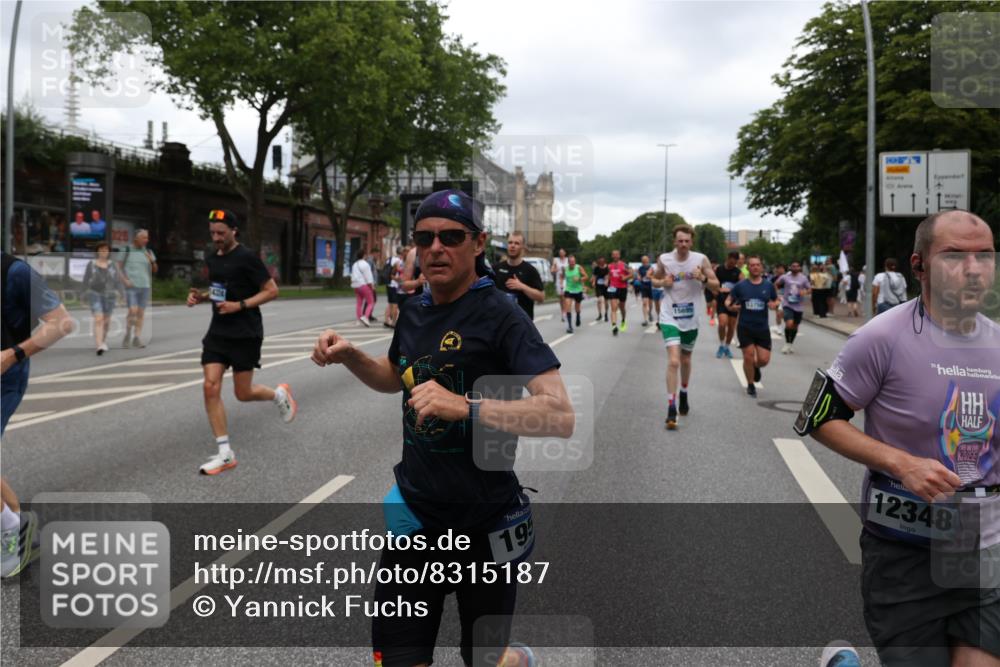 29.06.2025 - hella hamburg halbmarathon Yannick Fuchs http://msf.ph/oto/8315187 29.06.2025 10:50:45 20KM 1485, 1583, 1955, 2034, 2676, 2741, 3413, 3435, 3836, 4167, 4940, 5033, 5418, 5492, 6399, 6416, 6835, 7716, 8393, 8542, 8652, 8669, 8825, 9488, 9727, 9820, 9907, 9934, 10133, 10212, 11083, 11212, 11590, 11612, 12014, 12348, 12440, 12523, 12590, 12712, 13394, 13666, 13750, 13863, 14139, 14369, 14408, 14678, 15097, 15145, 15431, 15695, 15712, 15726, 16113, 16257, 16261, 16470, 16634, 17160, 17617, 17779, 18208, 18652, 18719, 18899, 19091, 19184 meine-sportfotos.de