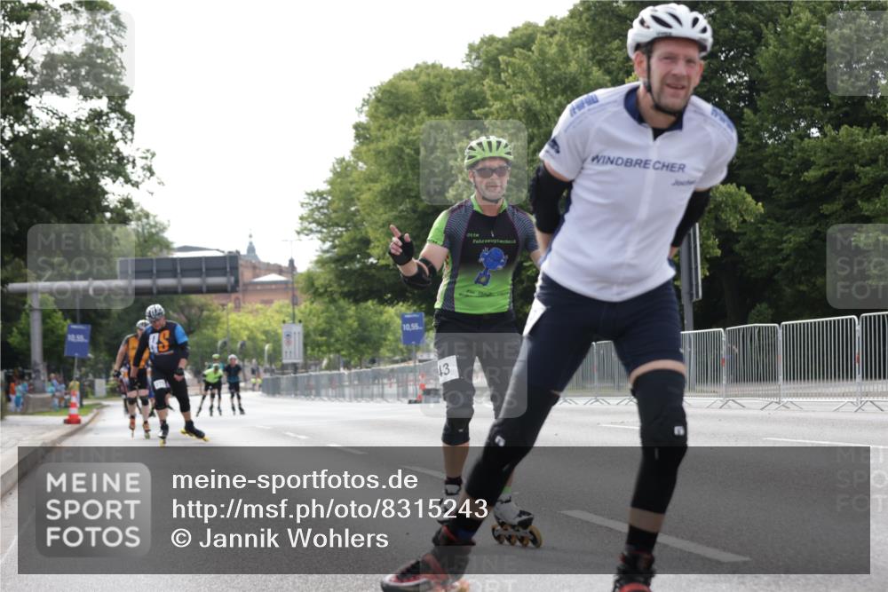 29.06.2025 - hella hamburg halbmarathon Jannik Wohlers http://msf.ph/oto/8315243 29.06.2025 08:59:27 Lombardsbrücke  meine-sportfotos.de
