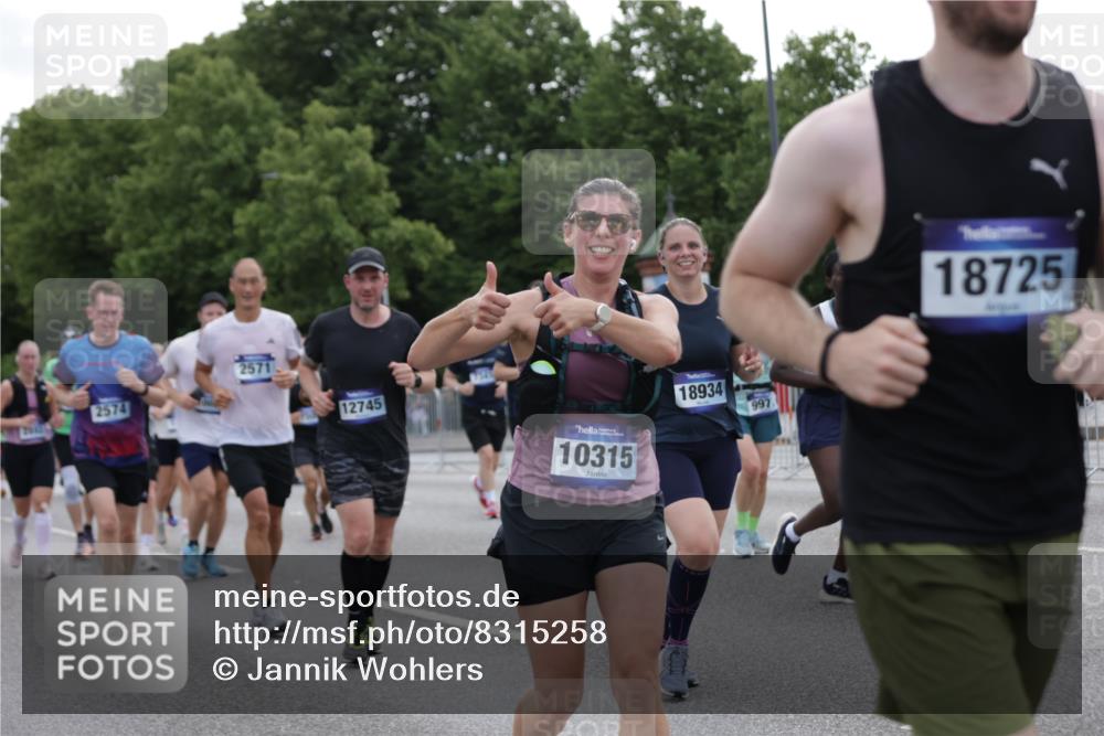 29.06.2025 - hella hamburg halbmarathon Jannik Wohlers http://msf.ph/oto/8315258 29.06.2025 10:38:47 Lombardsbrücke 1760, 1856, 1883, 2092, 2571, 2574, 2843, 2893, 2998, 3275, 3727, 3745, 4410, 4523, 4659, 4882, 6062, 6112, 6611, 7341, 7506, 7524, 7589, 7815, 8243, 8457, 9393, 9420, 9446, 9974, 9977, 10001, 10072, 10315, 10516, 10696, 11129, 11201, 11313, 11533, 12090, 12092, 12391, 12410, 12745, 13060, 13922, 14856, 14871, 14956, 15112, 15262, 15765, 16335, 16382, 16841, 16866, 16869, 16883, 16884, 17313, 17368, 17536 meine-sportfotos.de