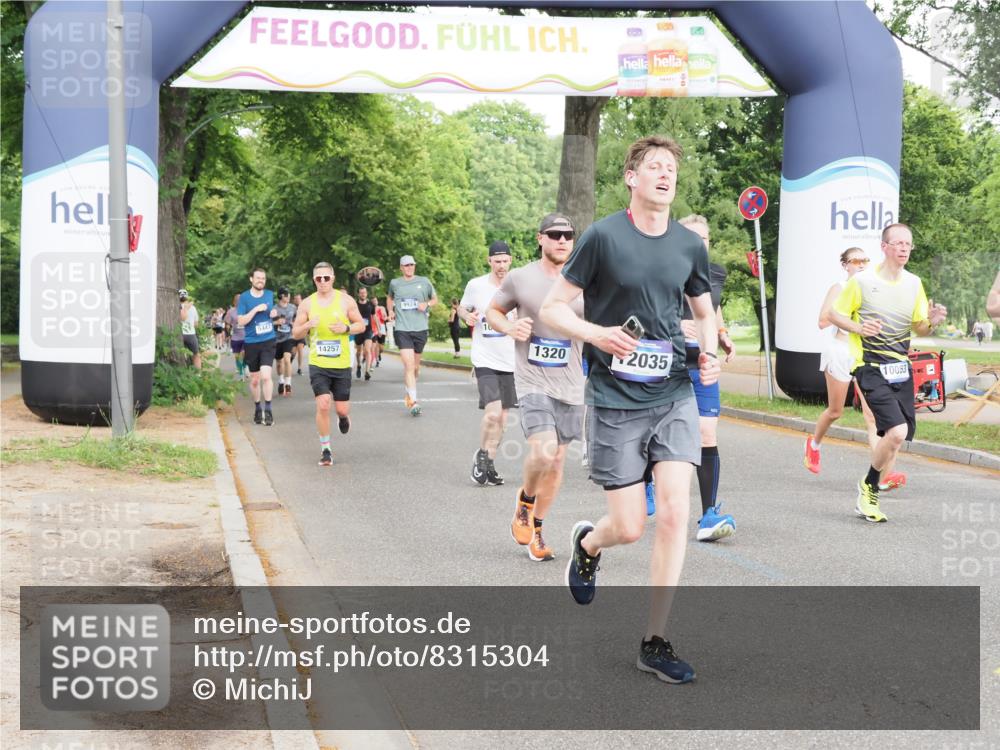 29.06.2025 - hella hamburg halbmarathon MichiJ http://msf.ph/oto/8315304 29.06.2025 10:36:32 Zwischen KM18-KM19 1320, 1537, 2516, 3976, 3985, 4183, 4185, 4933, 5024, 5460, 5705, 8302, 9126, 9638, 9649, 9965, 10053, 10750, 11467, 12035, 12840, 15519, 15917, 16000, 17127, 18350, 18598 meine-sportfotos.de